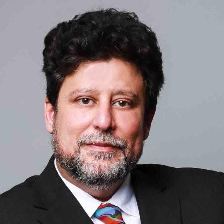 Dr. Fernando Figueroa
